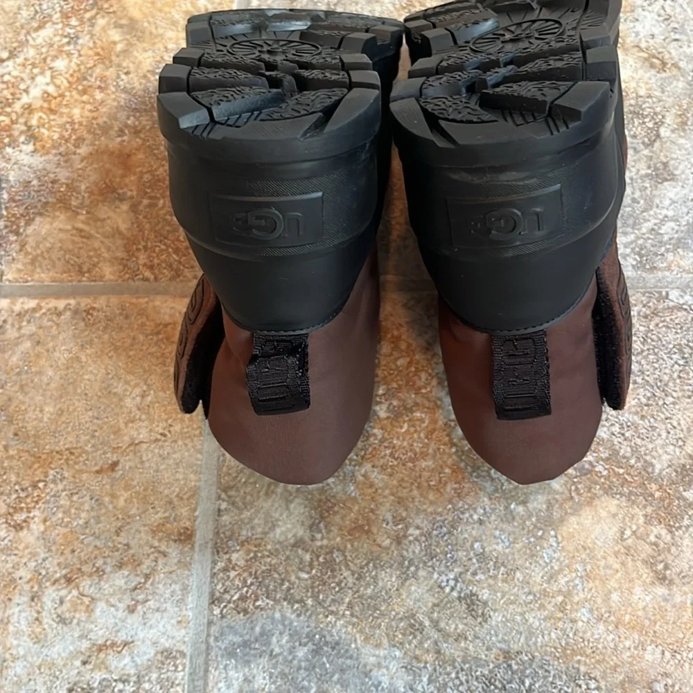 UGG color burnt